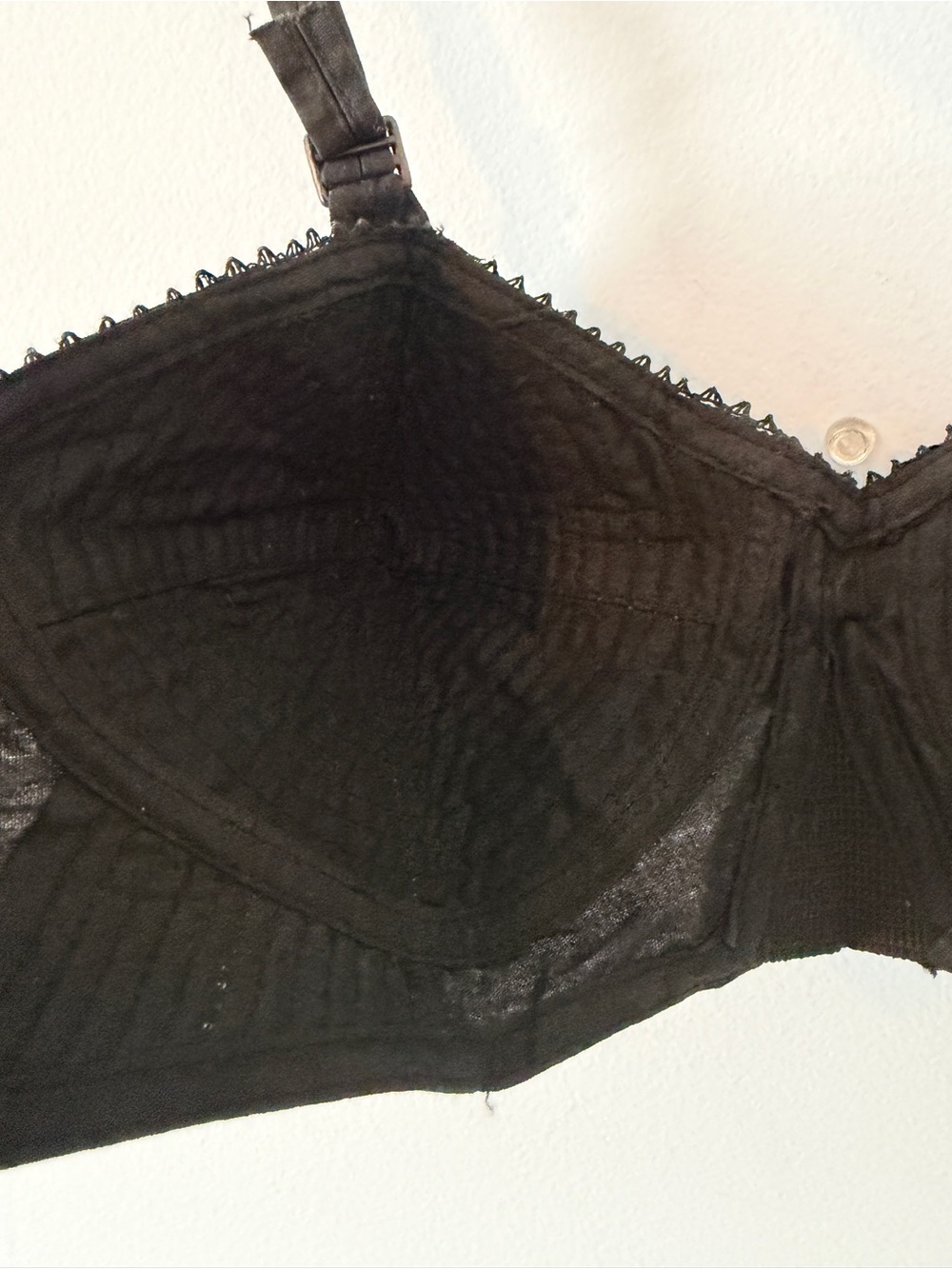 Vintage Bullet Bra with Textured Cups - Picture 4 of 5